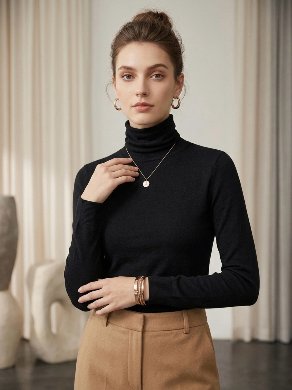 Uniqlo Women's Long-Sleeve Turtleneck Top – Black, Size L
